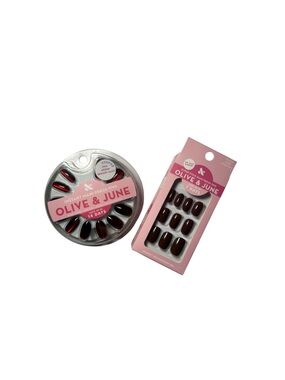 Olive & June Press-On Nails Bundle